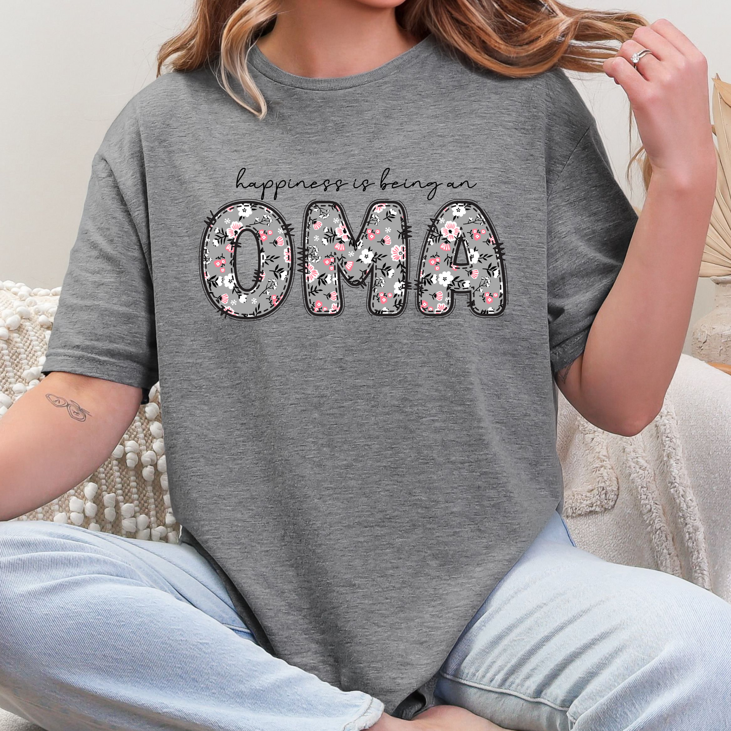 Happiness Is Being An Oma Tee