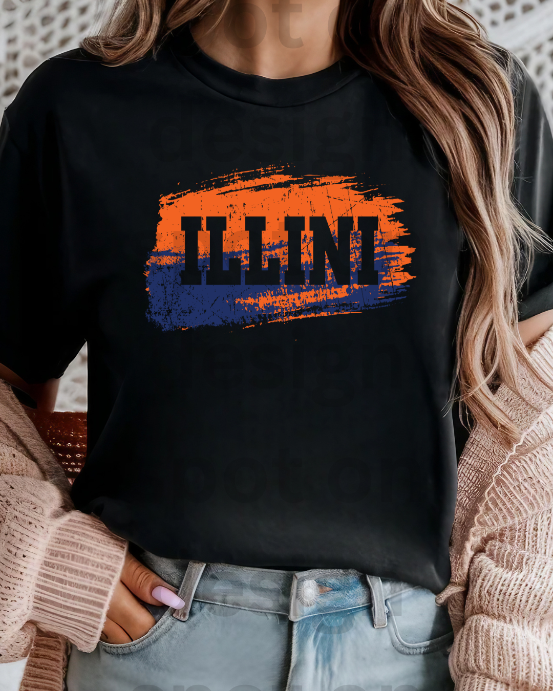 Illini Brush Stroke Design Tee